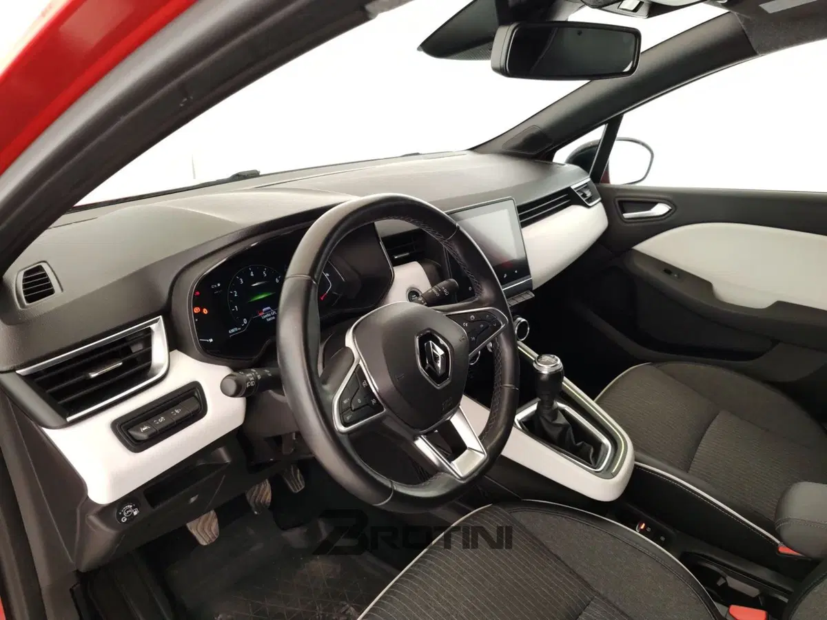 Renault Clio usata a Massa-Carrara (8)