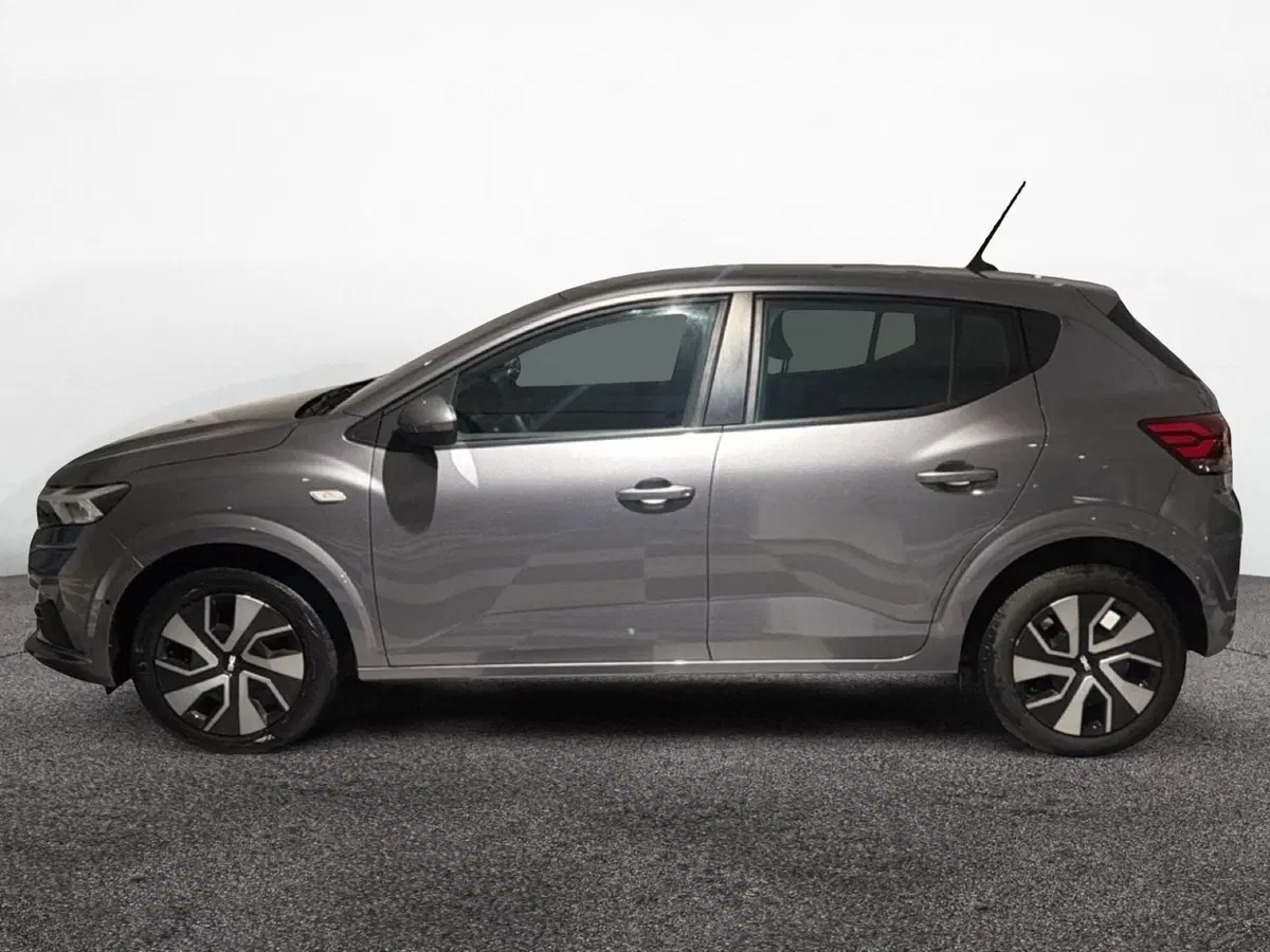 Dacia Sandero usata a Taranto (4)