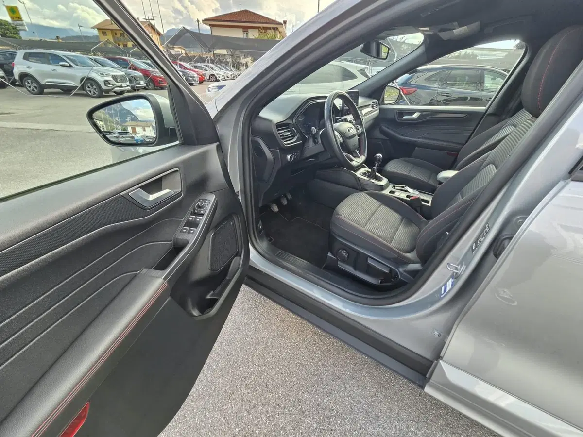 Ford Kuga usata a Belluno (6)