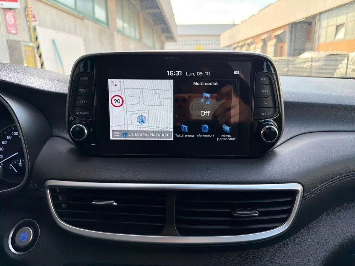 Hyundai Tucson usata a Ravenna (15)