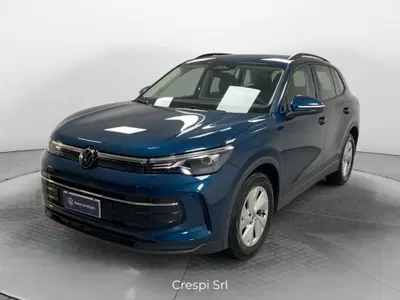 Volkswagen Tiguan 2.0 tdi Life 150cv dsg del 2025 usata a Carnago