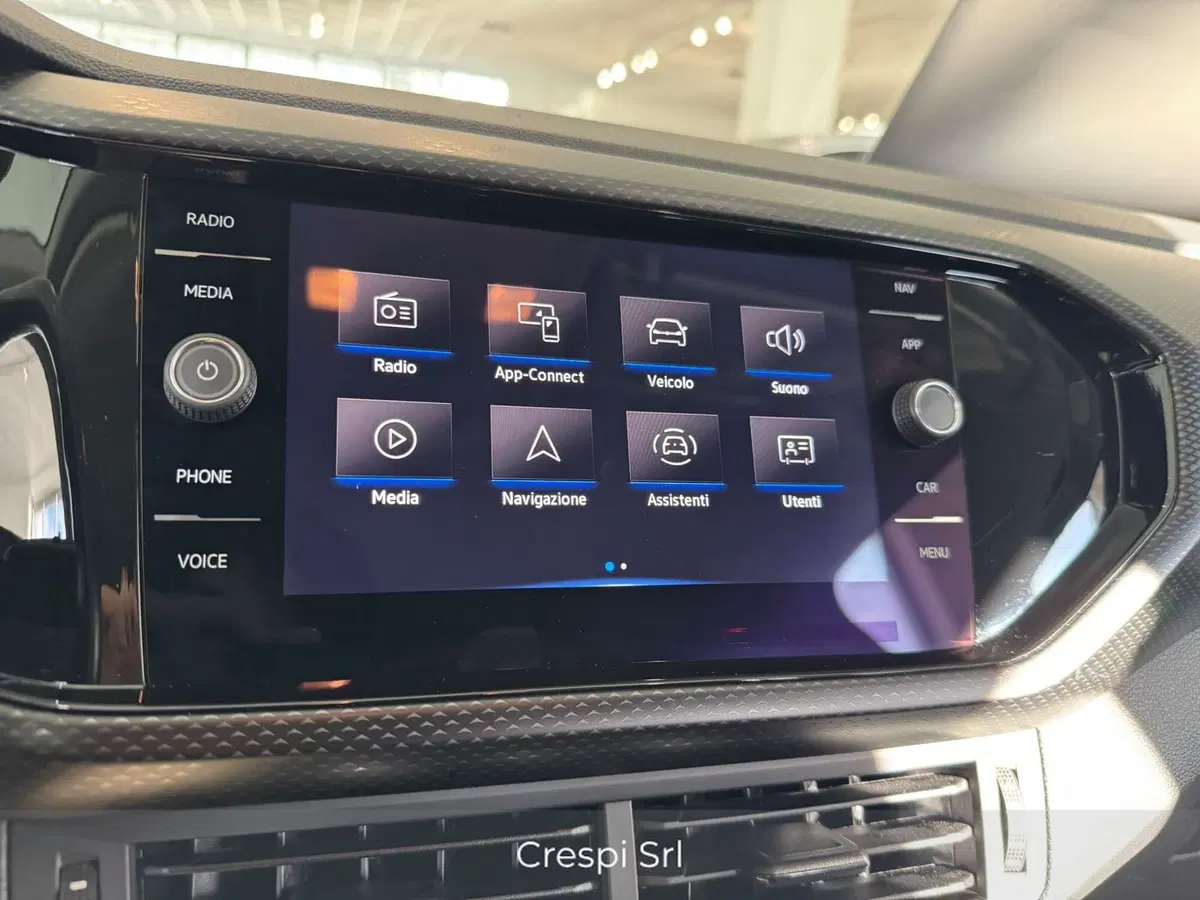 Volkswagen T-Cross usata a Varese (11)