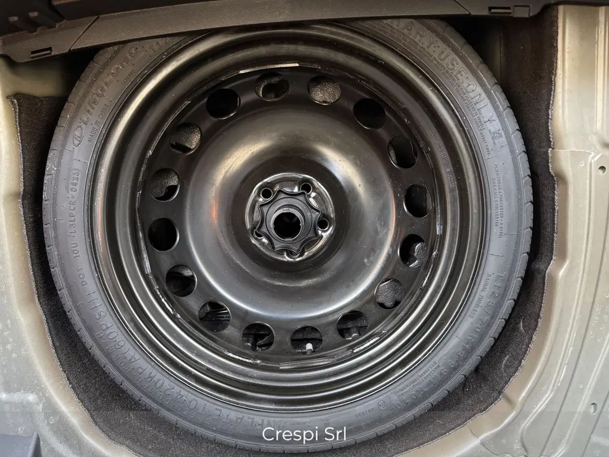 Volkswagen T-Cross usata a Varese (17)