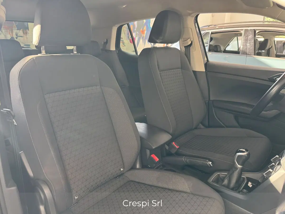 Volkswagen T-Cross usata a Varese (9)