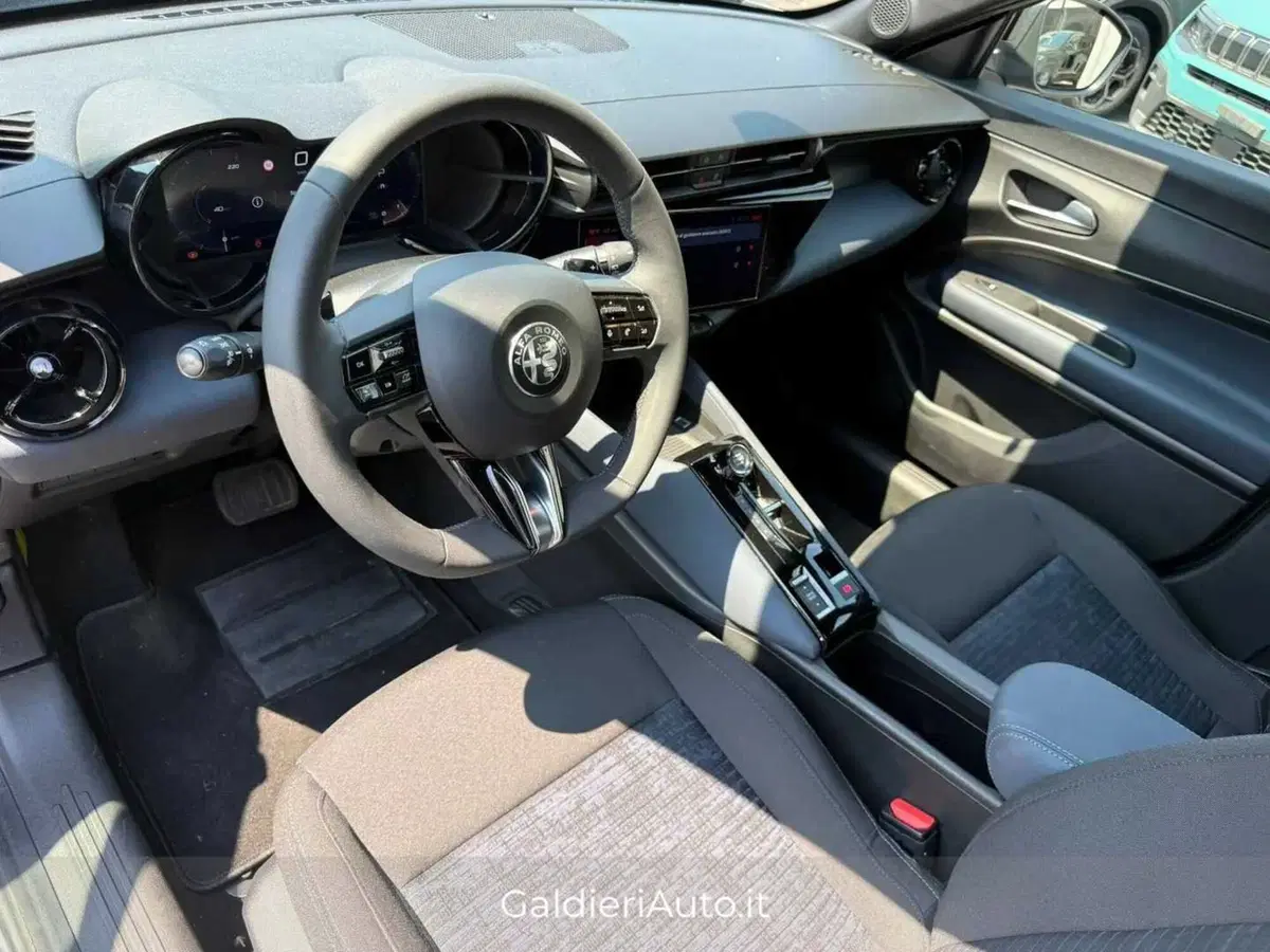 Alfa Romeo Junior usata a Salerno (5)