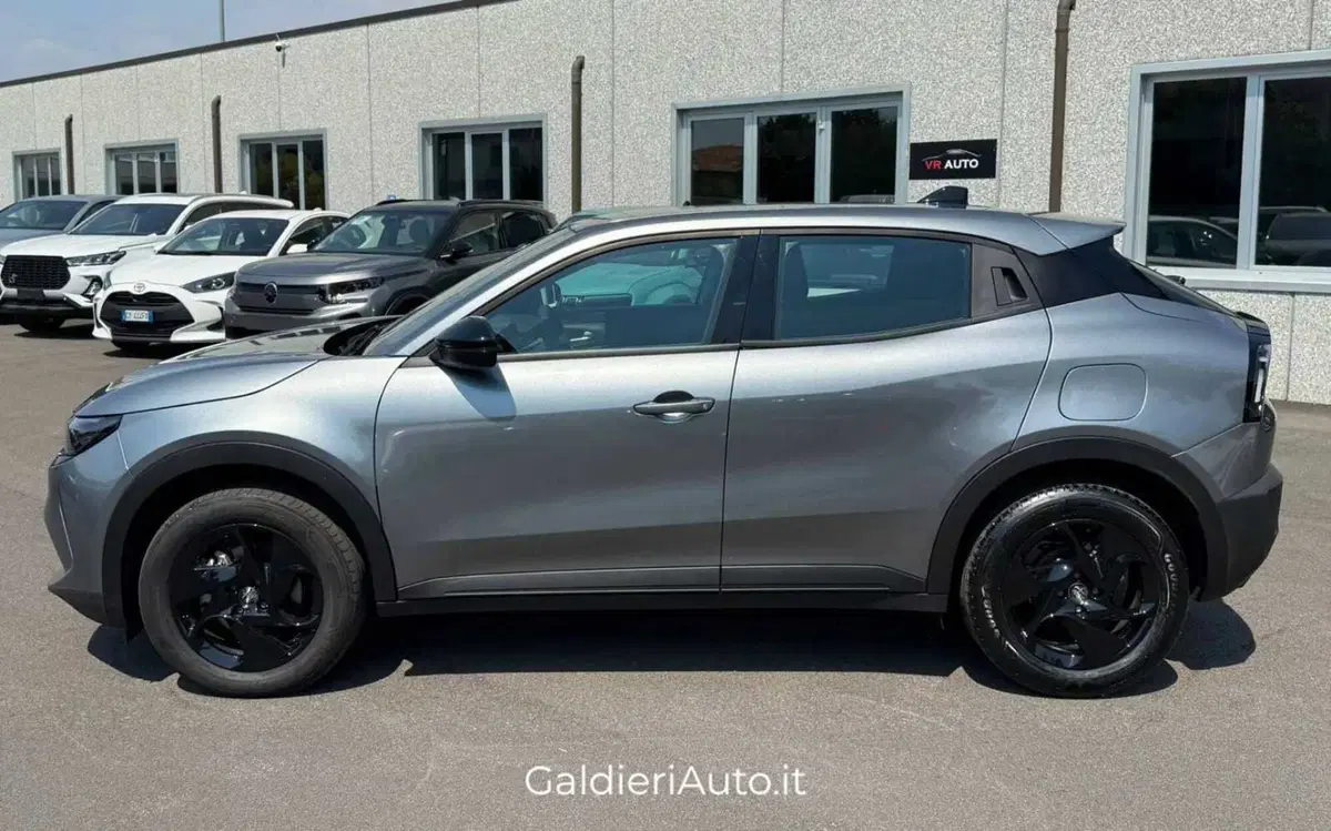 Alfa Romeo Junior usata a Salerno (8)