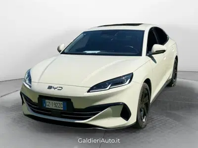 Byd Seal 6 DM-i 1.5 phev Comfort Lite del 2025 usata a Fisciano