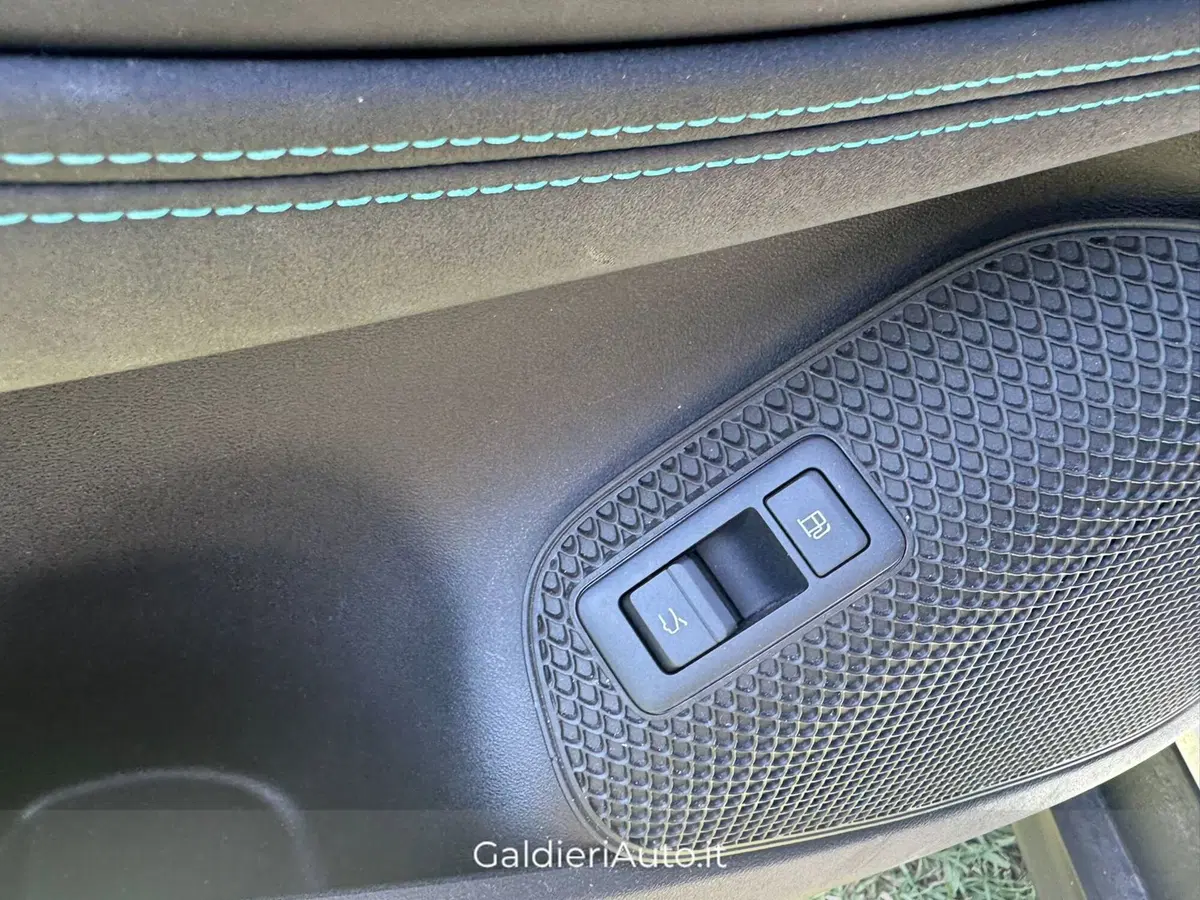 Byd Seal 6 DM-i usata a Salerno (18)