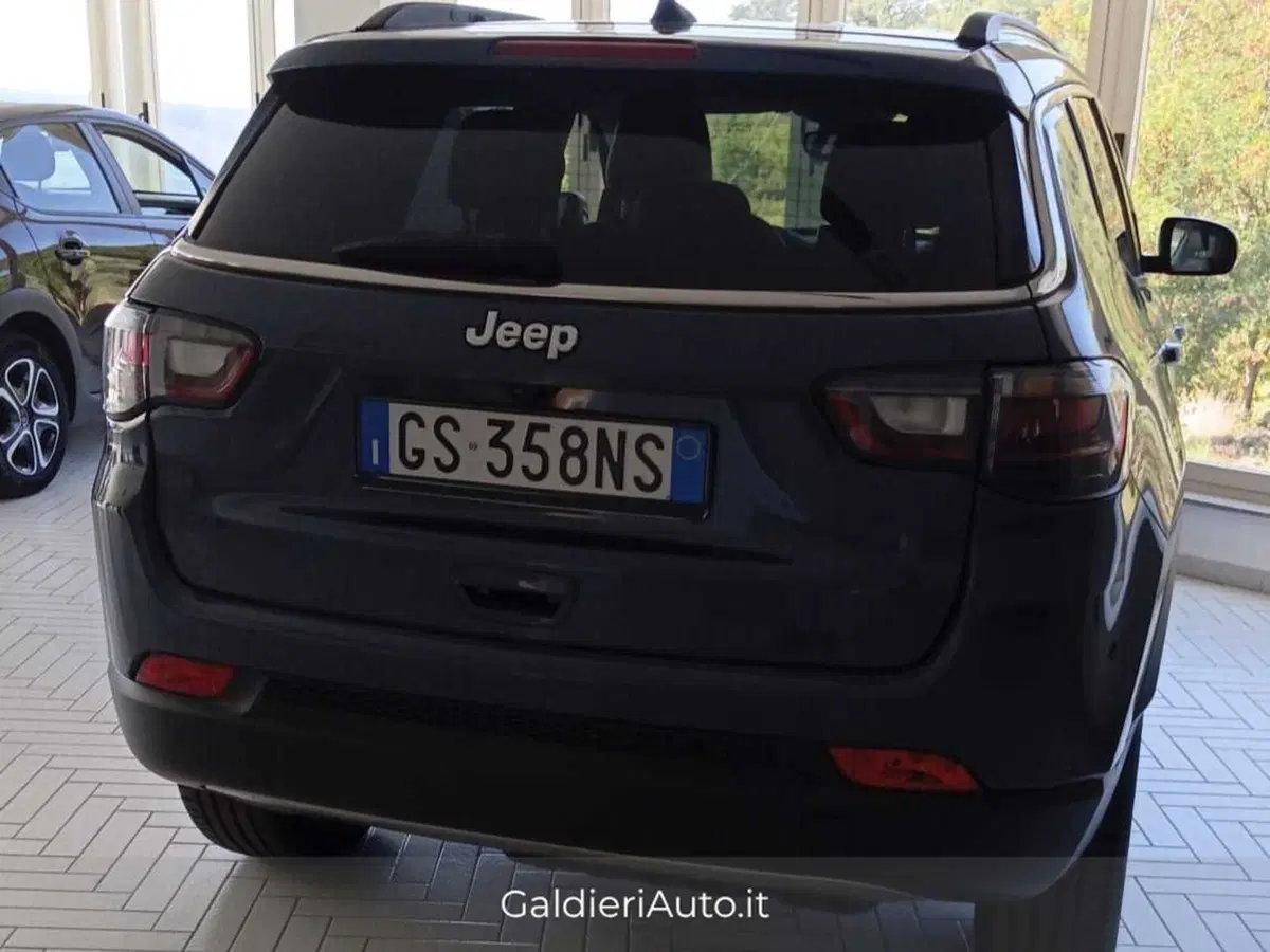 Jeep Compass usata a Salerno (19)