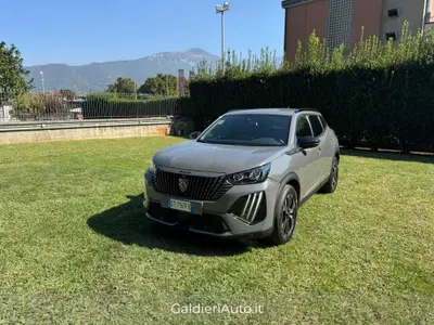Peugeot 2008 BlueHDi 130 S&S EAT8 Allure Pack del 2024 usata a Fisciano