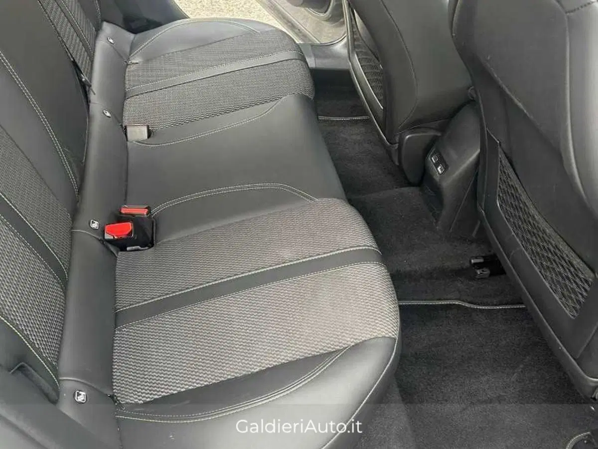 Peugeot 2008 usata a Salerno (14)
