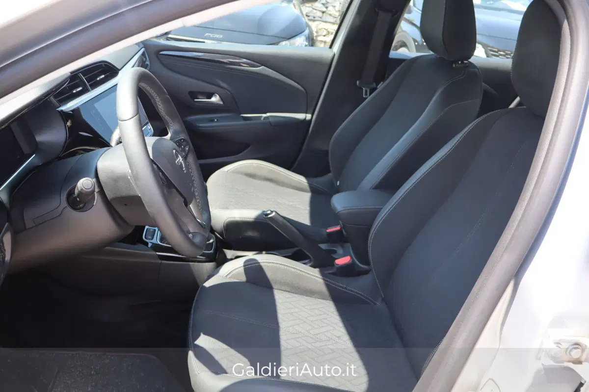 Opel Corsa usata a Salerno (9)