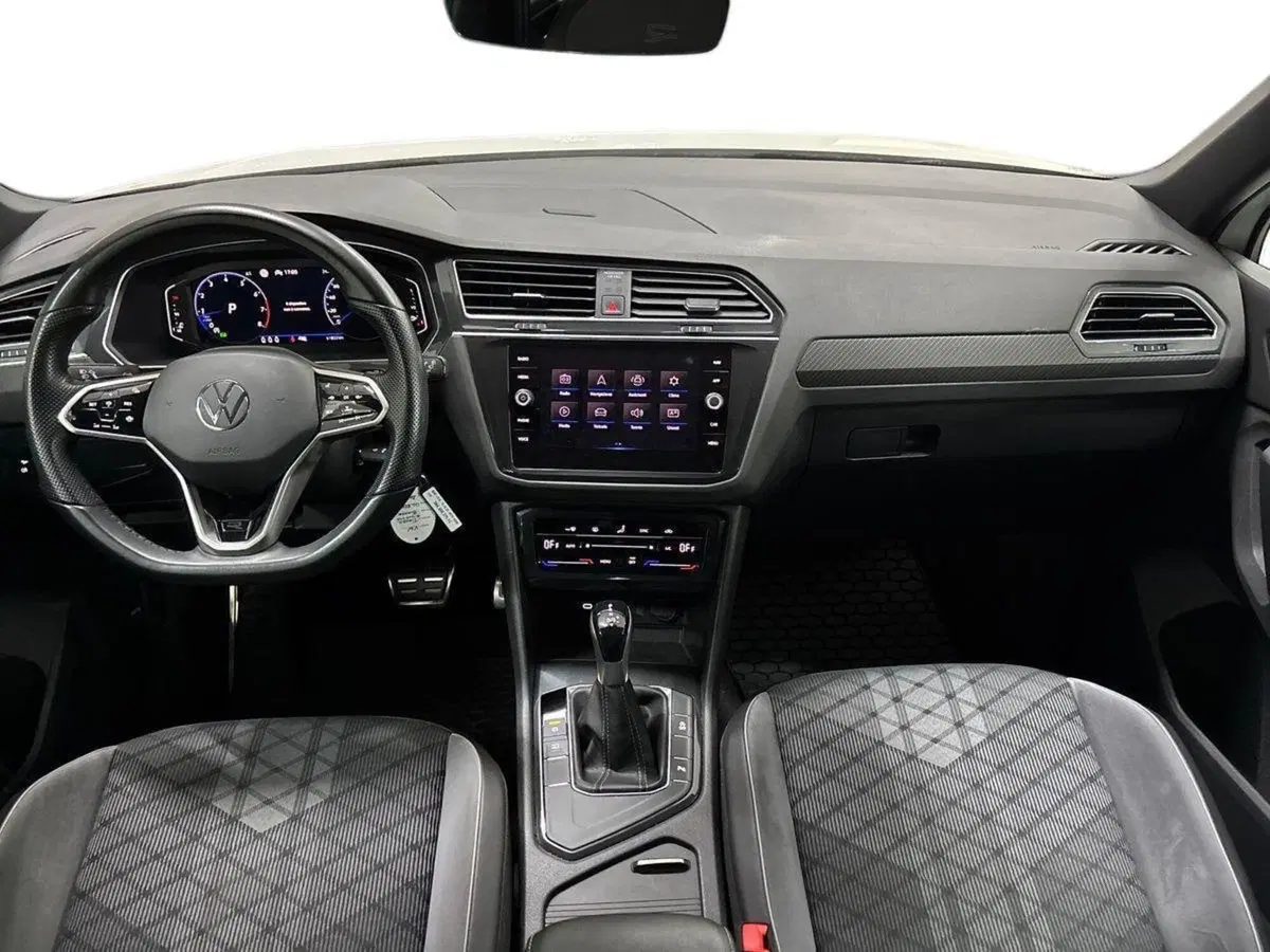 Volkswagen Tiguan usata a Prato (11)
