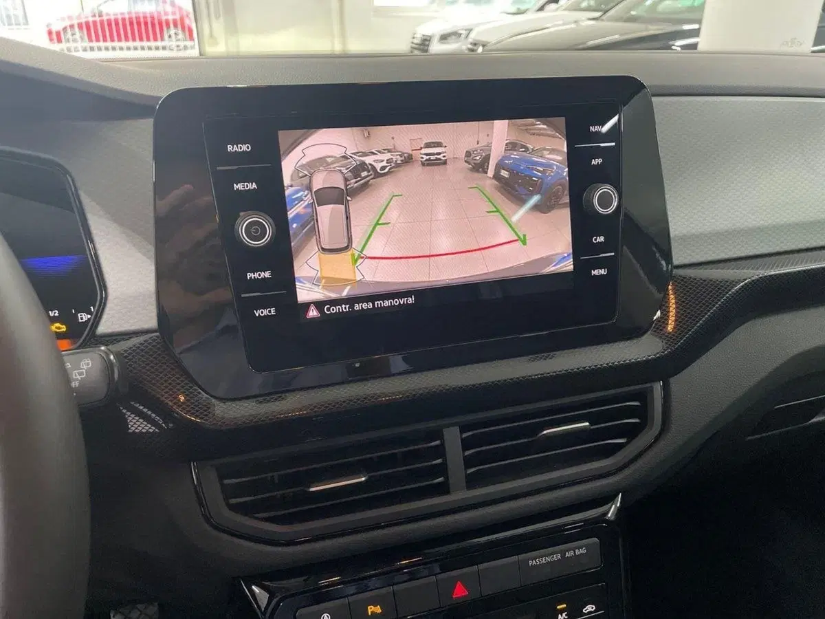 Volkswagen T-Cross usata a Prato (16)