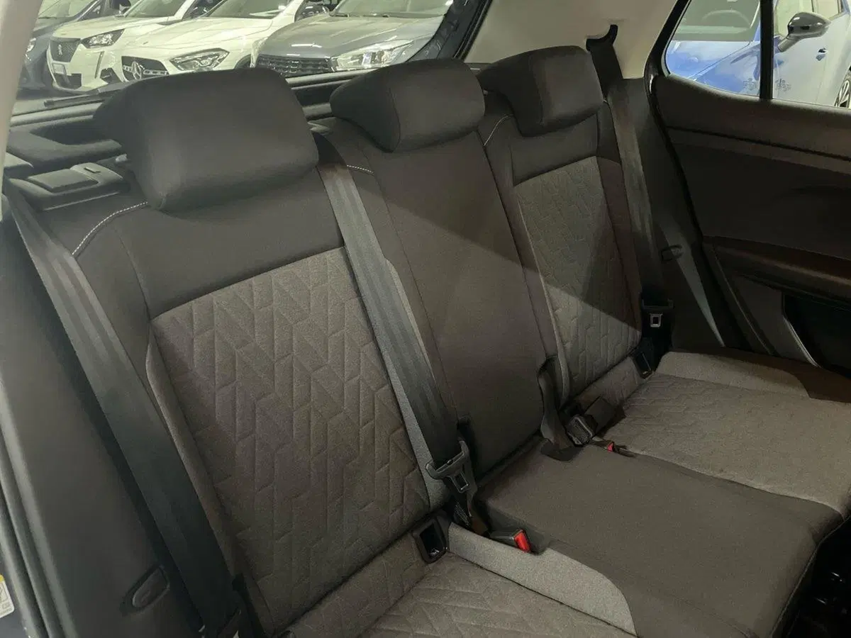 Volkswagen T-Cross usata a Prato (19)