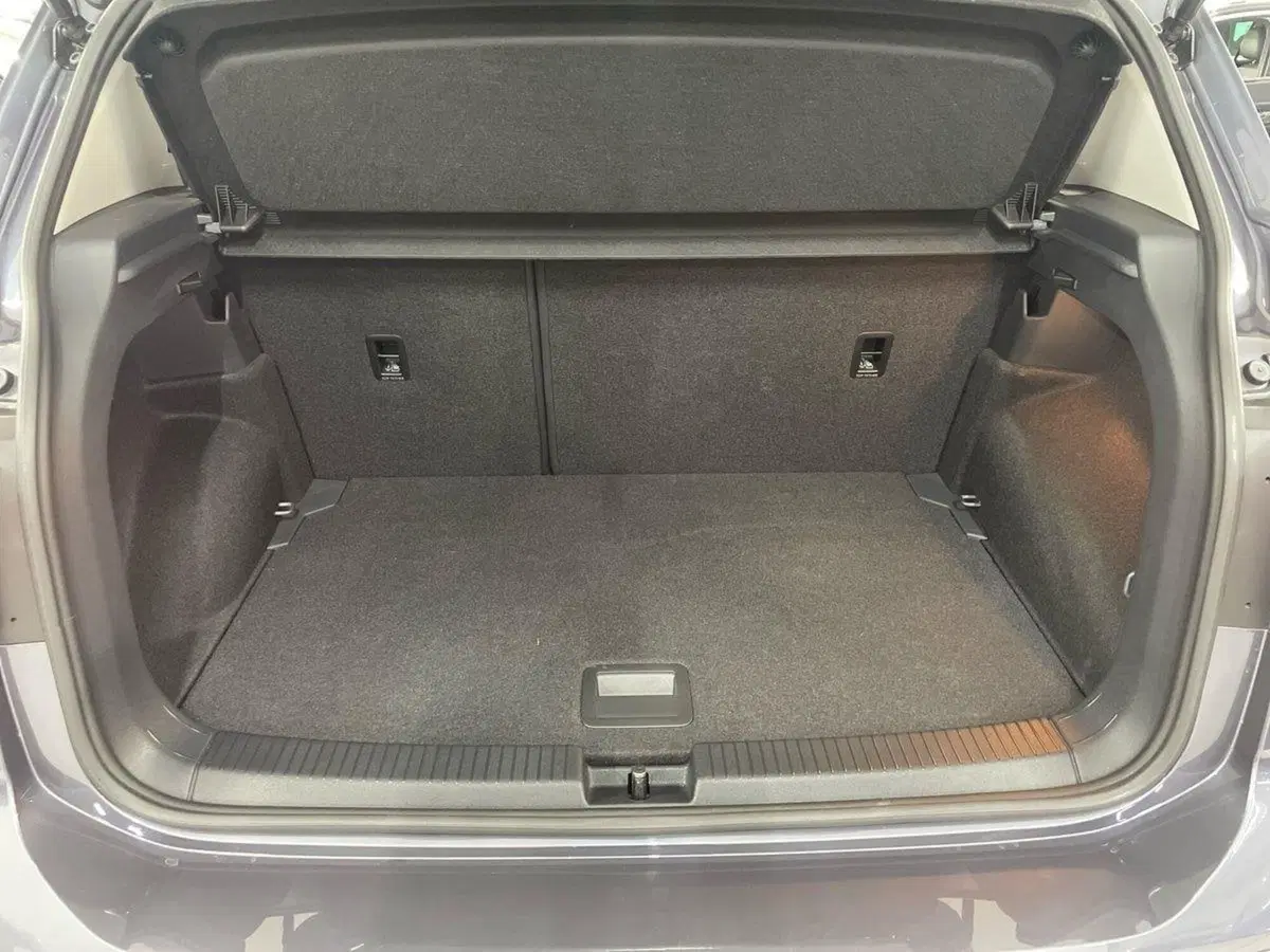 Volkswagen T-Cross usata a Prato (8)