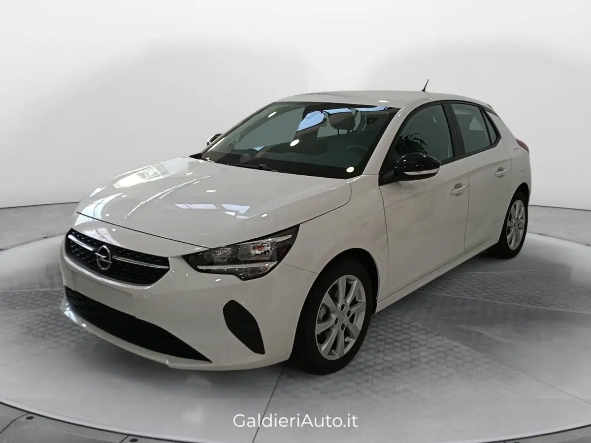 Opel Corsa nuova a Salerno