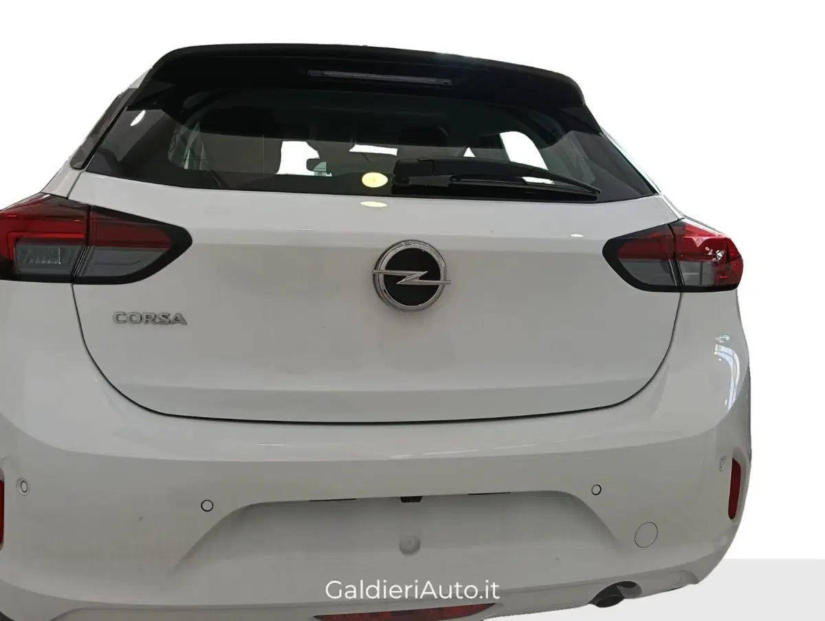 Opel Corsa nuova a Salerno (4)