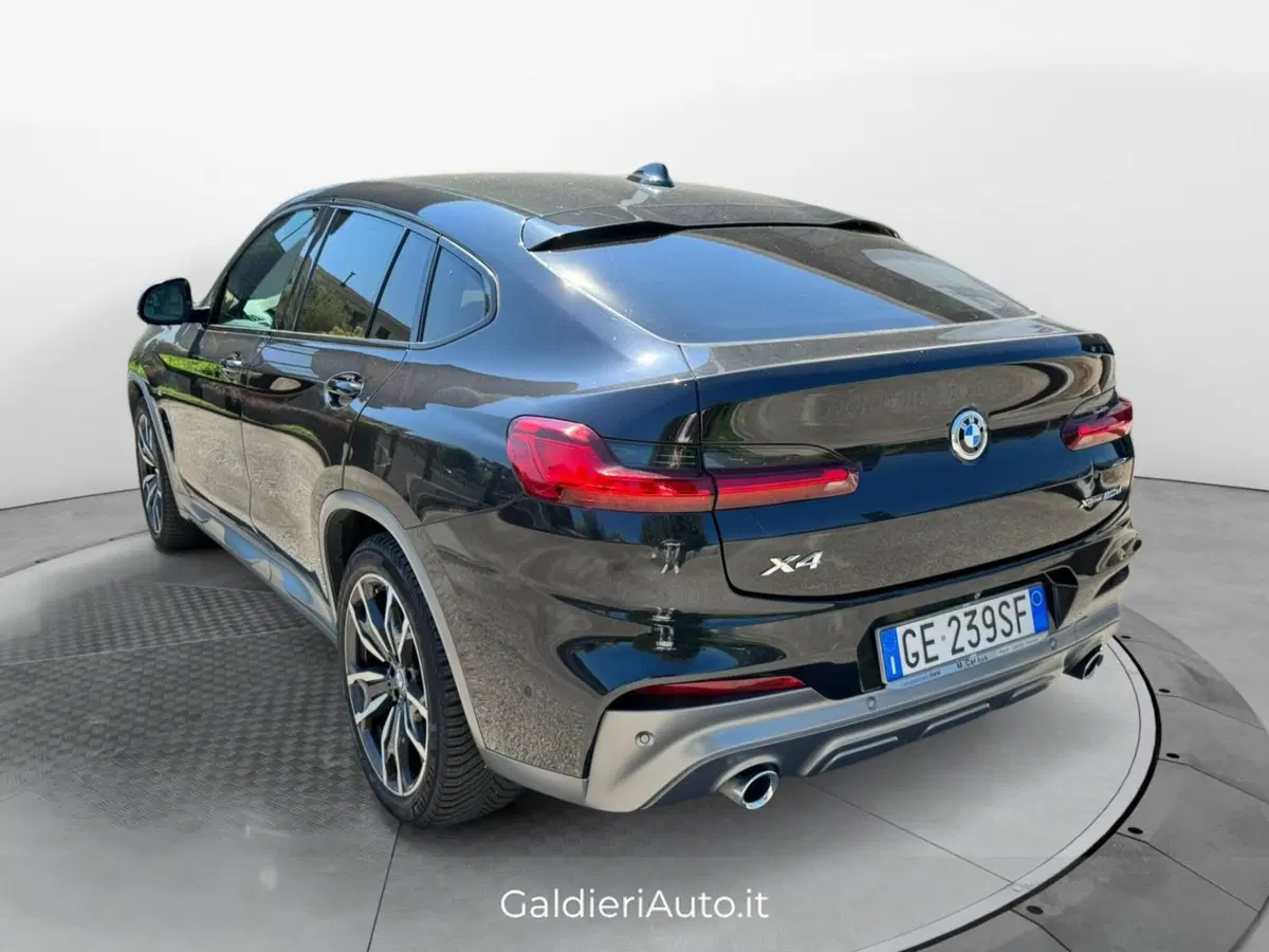 BMW X4 usata a Salerno (3)