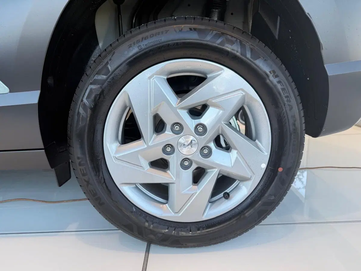 Hyundai Kona nuova a Frosinone (7)