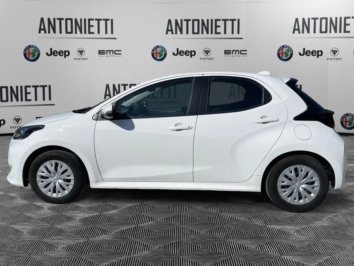 Toyota Yaris usata a Ancona (8)