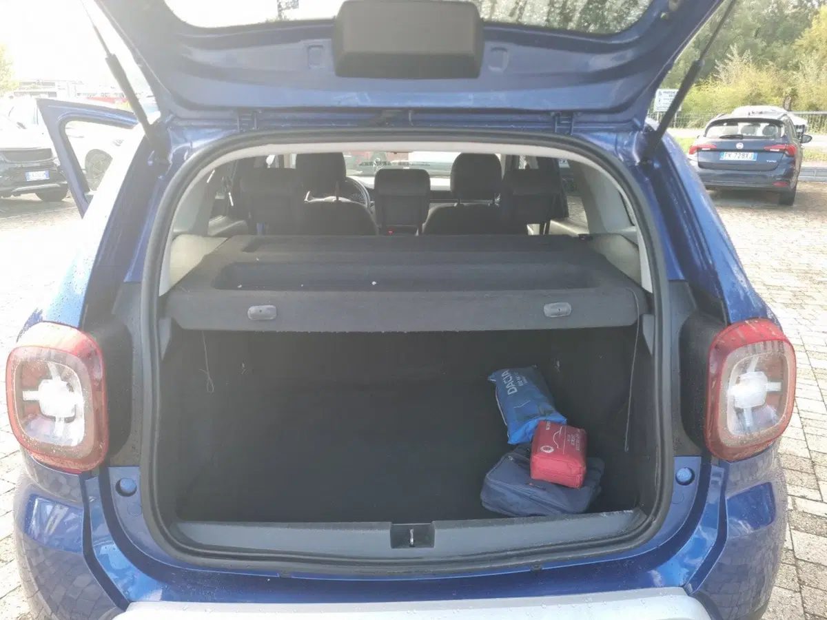Dacia Duster usata a Lucca (12)