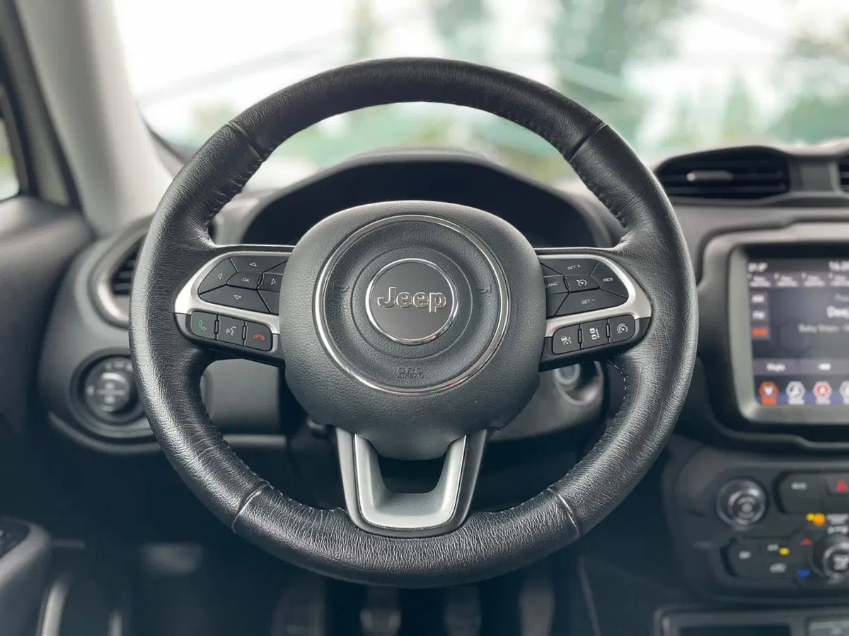 Jeep Renegade usata a Ancona (11)