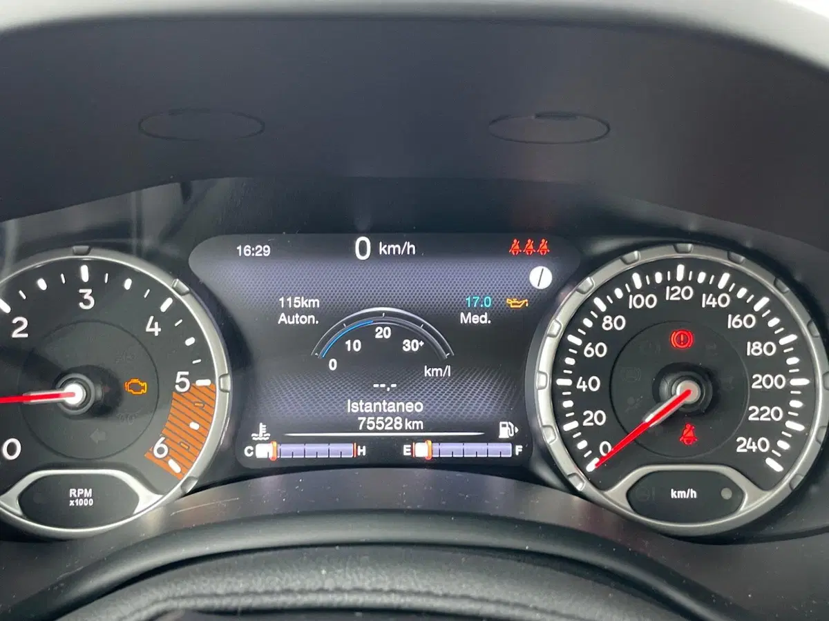 Jeep Renegade usata a Ancona (12)