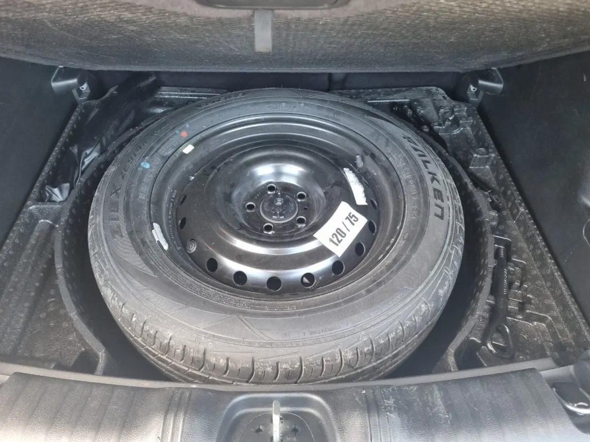 Jeep Compass usata a Lucca (14)