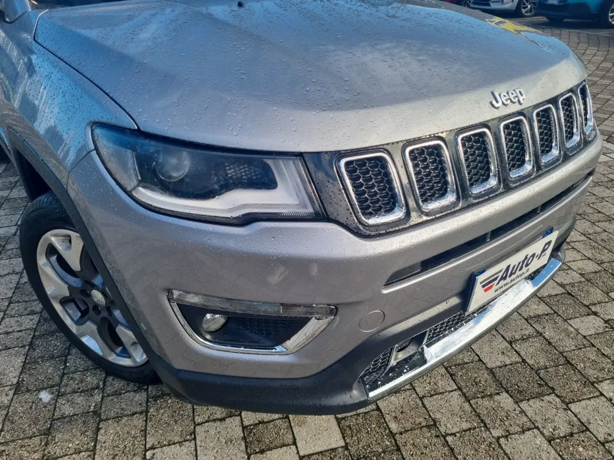 Jeep Compass usata a Lucca (18)