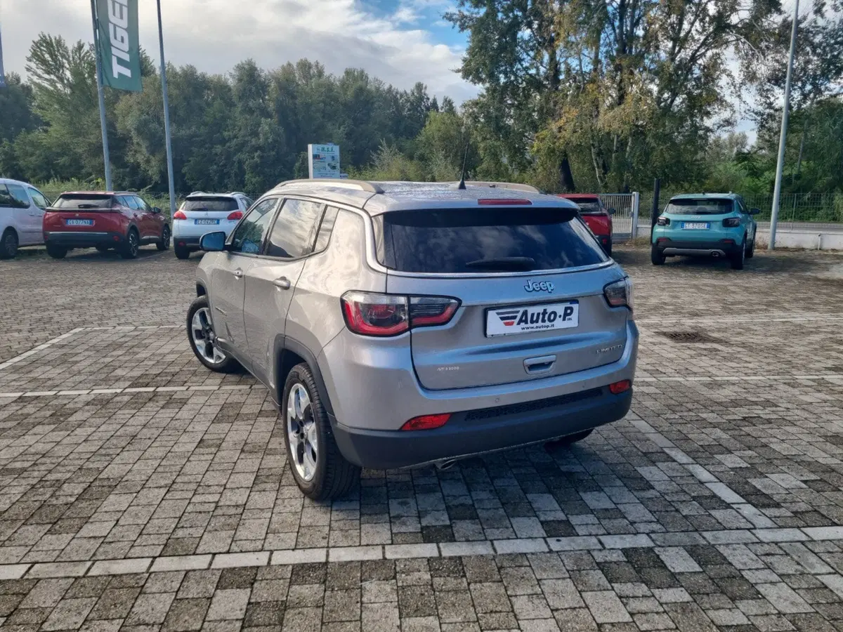 Jeep Compass usata a Lucca (4)