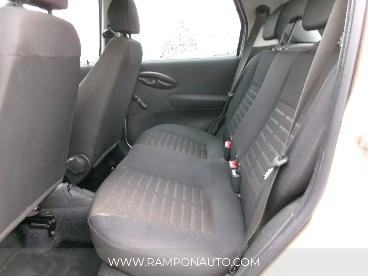 Fiat Punto Classic usata a Venezia (10)