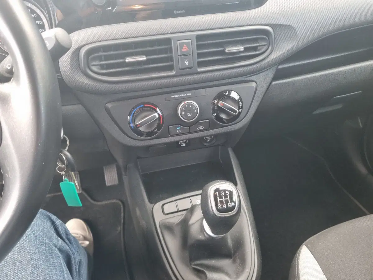 Hyundai i10 usata a Lucca (10)