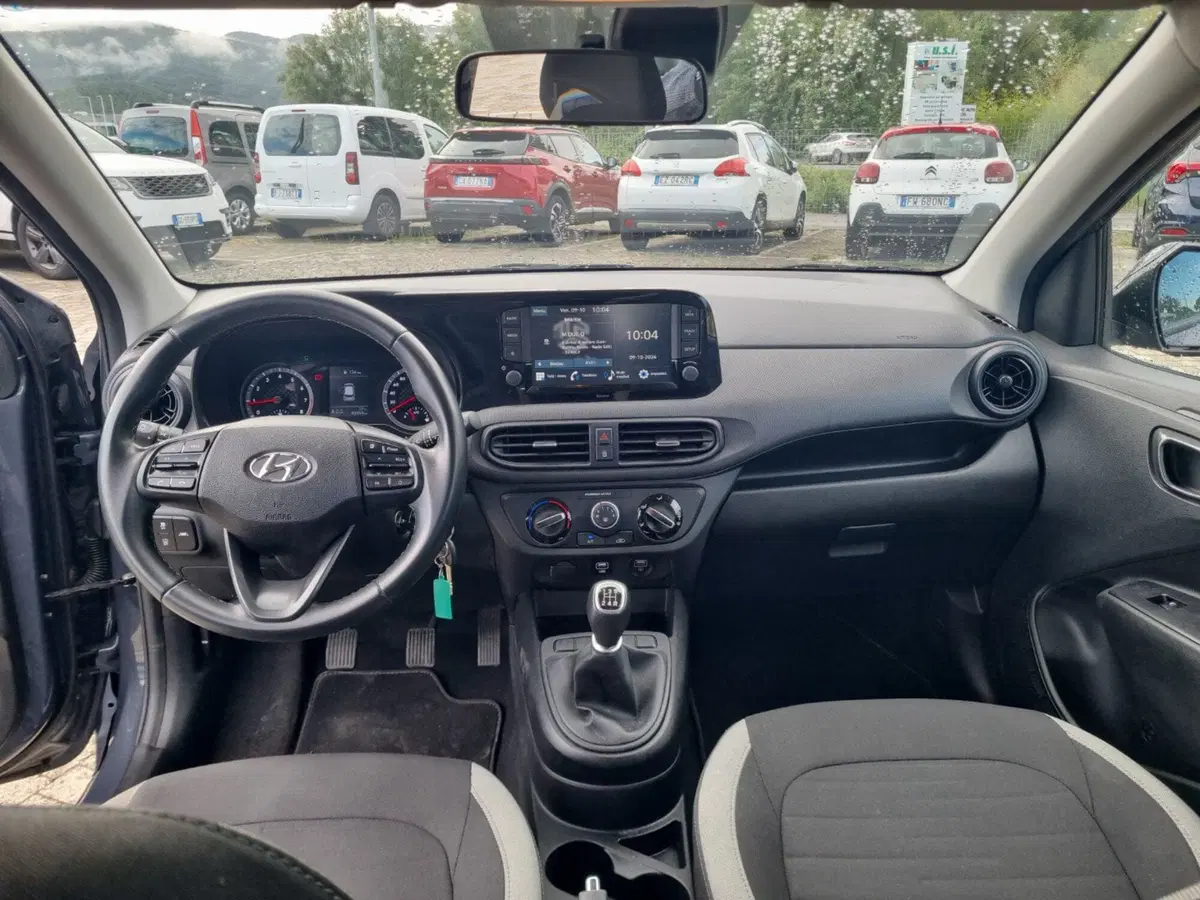 Hyundai i10 usata a Lucca (12)