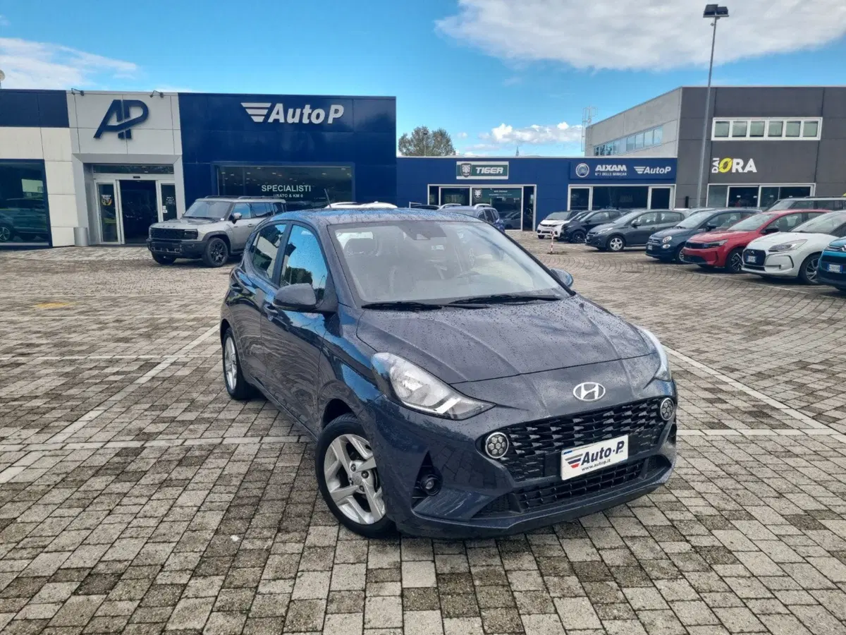 Hyundai i10 usata a Lucca (2)