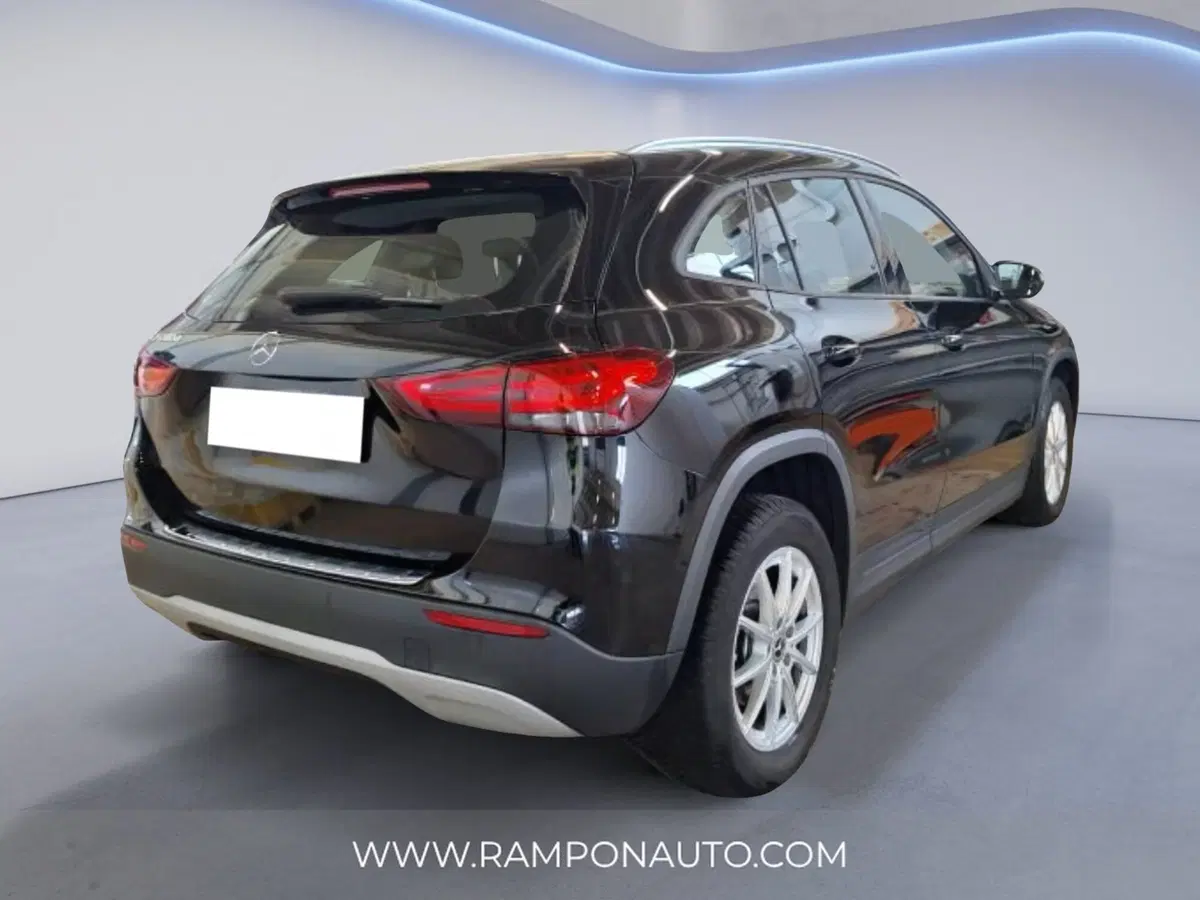 Mercedes-Benz GLA SUV usata a Venezia (3)
