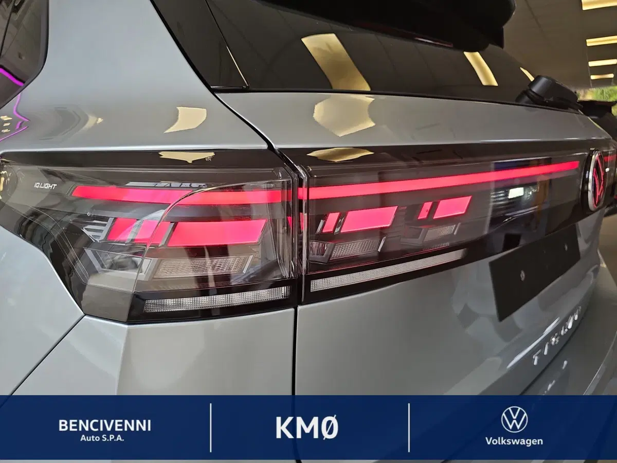 Volkswagen Tiguan nuova a Reggio Calabria (12)