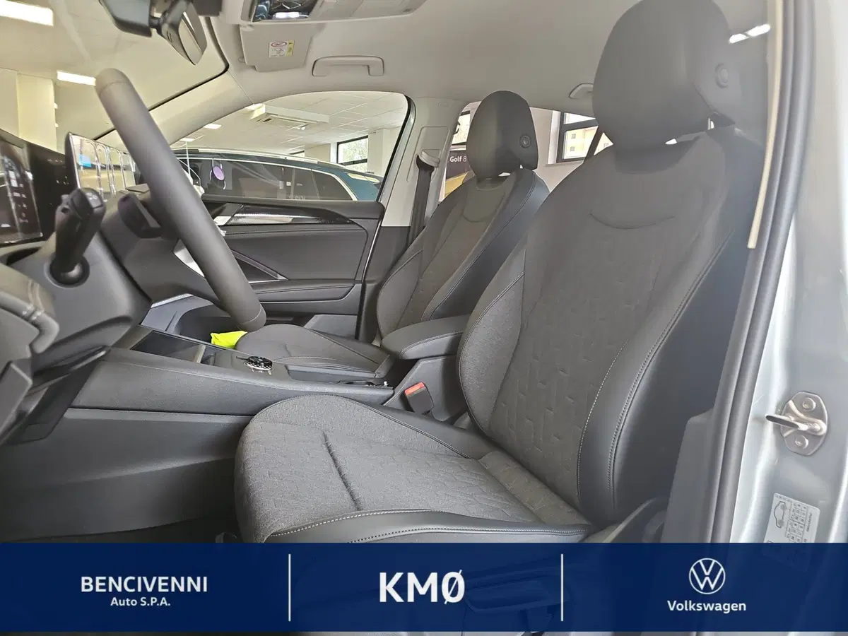 Volkswagen Tiguan nuova a Reggio Calabria (19)