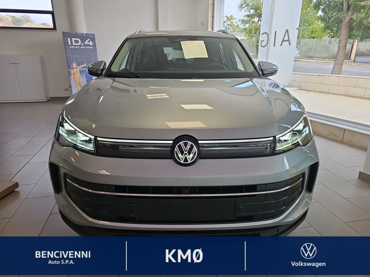 Volkswagen Tiguan nuova a Reggio Calabria (3)