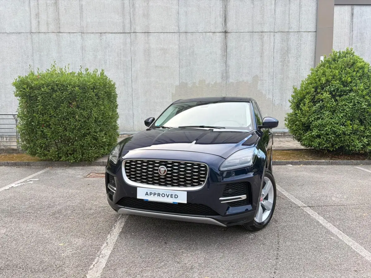 Jaguar E-Pace usata a Salerno