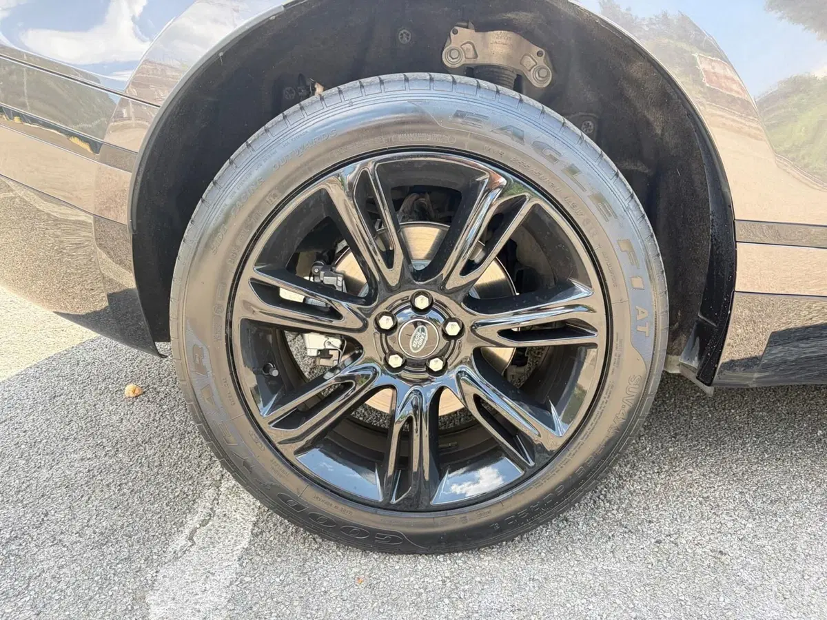 Land Rover Range Rover Velar usata a Salerno (9)