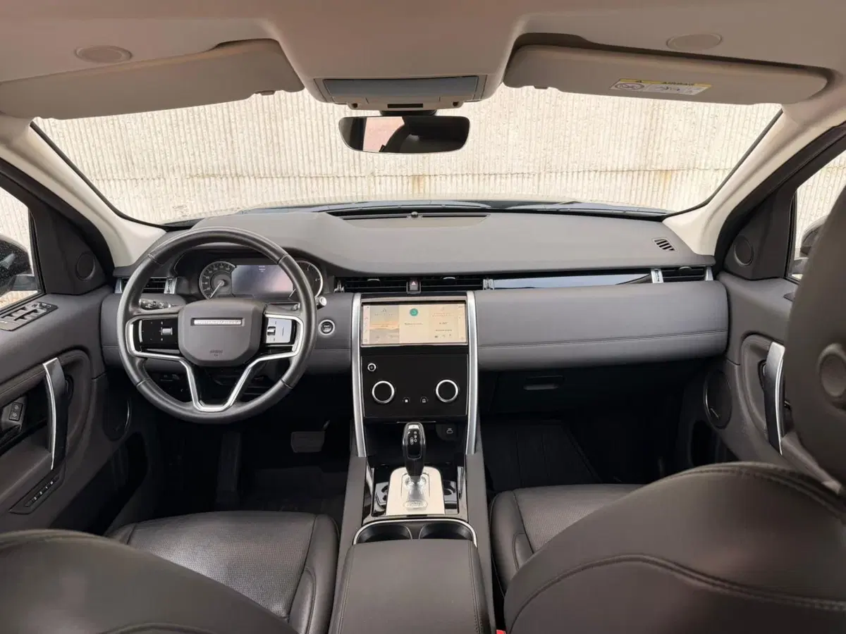 Land Rover Discovery Sport usata a Salerno (3)