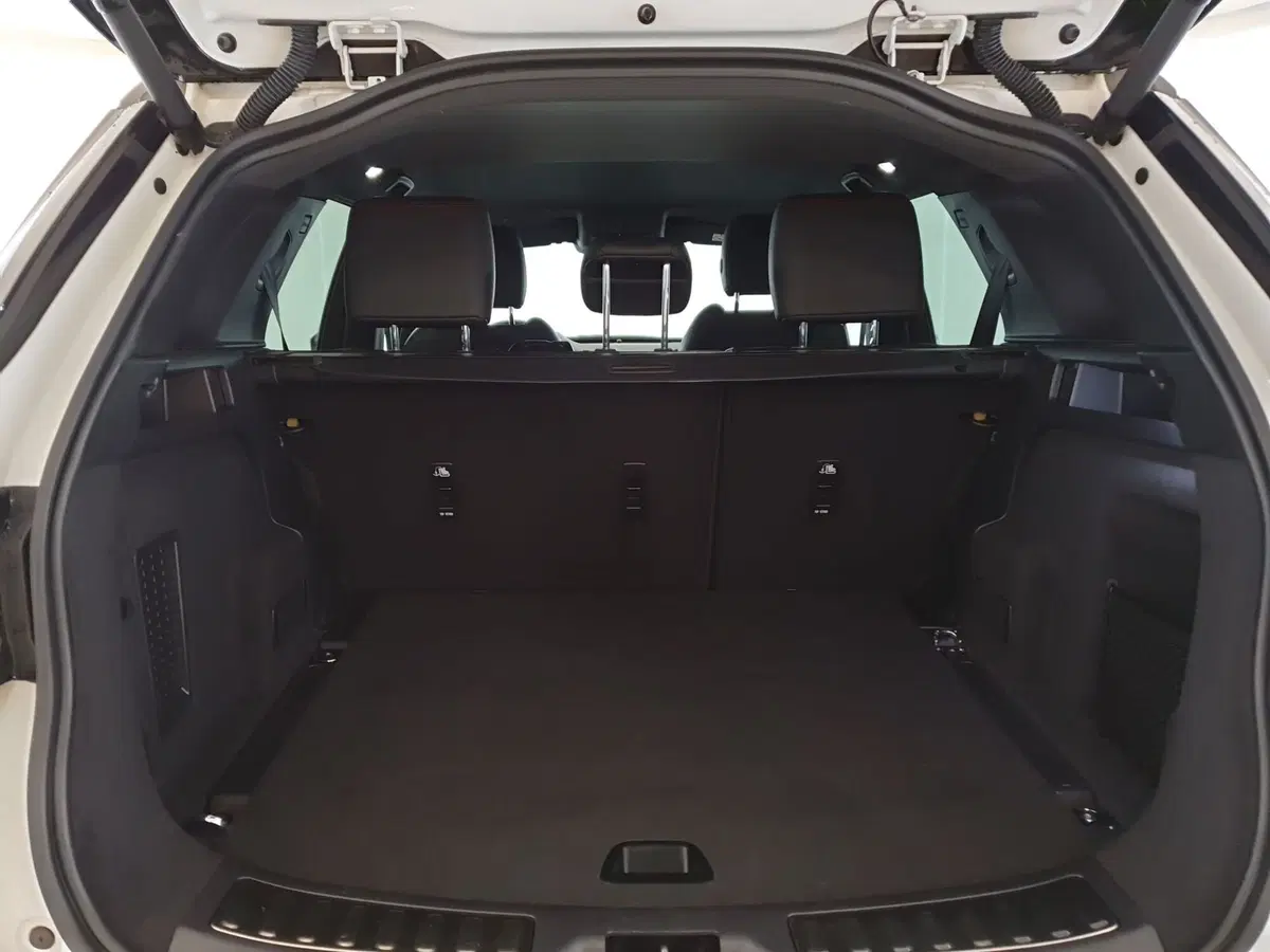 Land Rover Discovery Sport usata a Monza e Brianza (10)