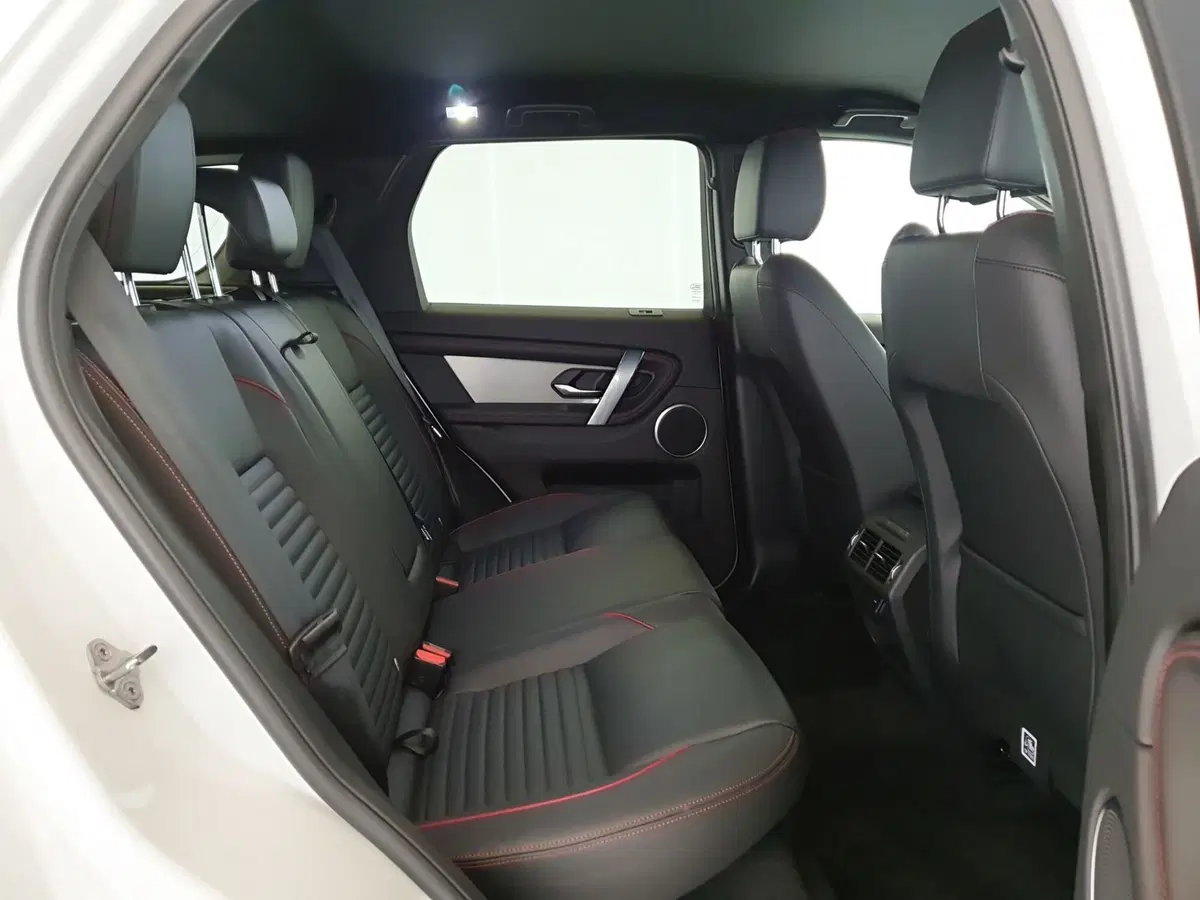 Land Rover Discovery Sport usata a Monza e Brianza (5)