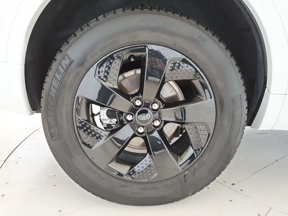 Land Rover Discovery Sport usata a Monza e Brianza (9)