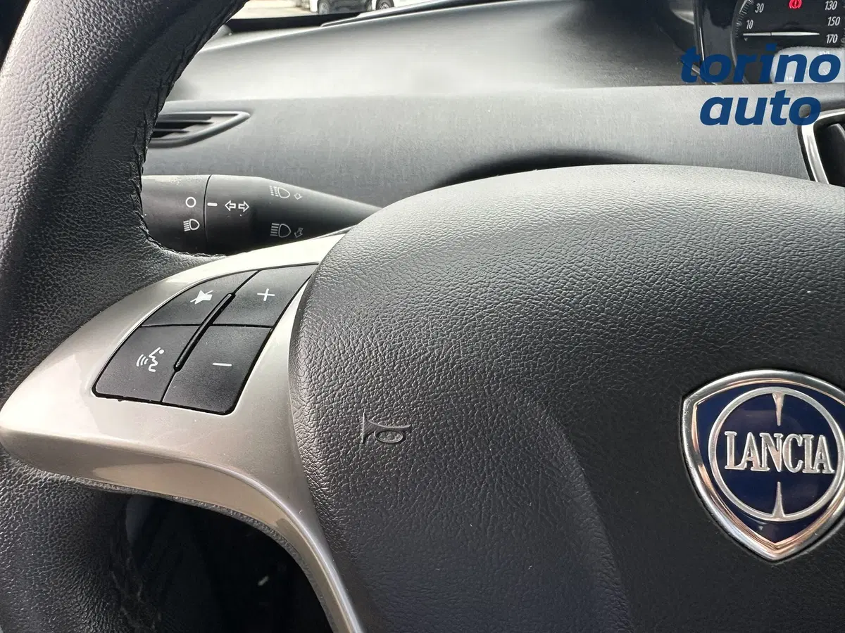 Lancia Ypsilon usata a Cuneo (16)