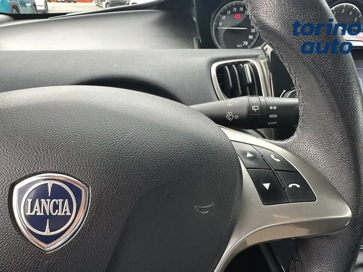 Lancia Ypsilon usata a Cuneo (17)