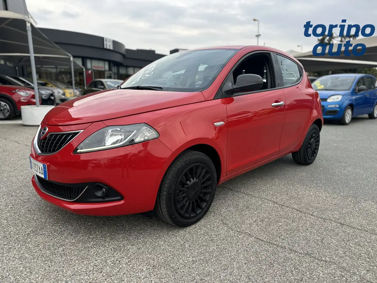 Lancia Ypsilon usata a Cuneo (3)