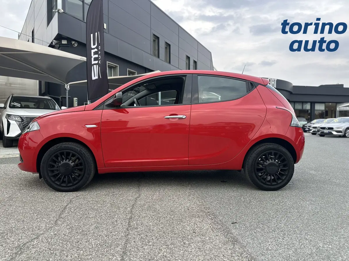 Lancia Ypsilon usata a Cuneo (4)