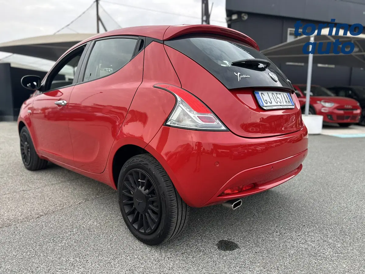 Lancia Ypsilon usata a Cuneo (5)